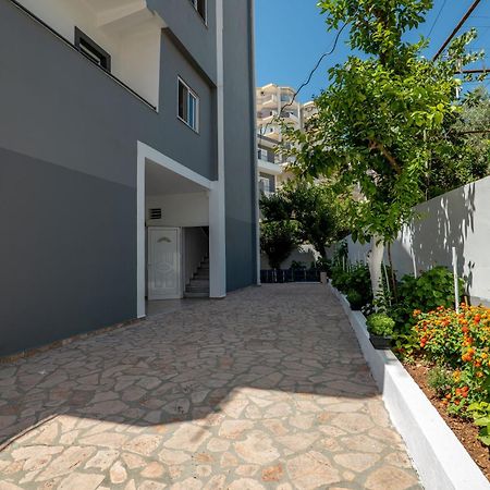 Hoteleks Inn & Suites Sarandë Eksteriør bilde