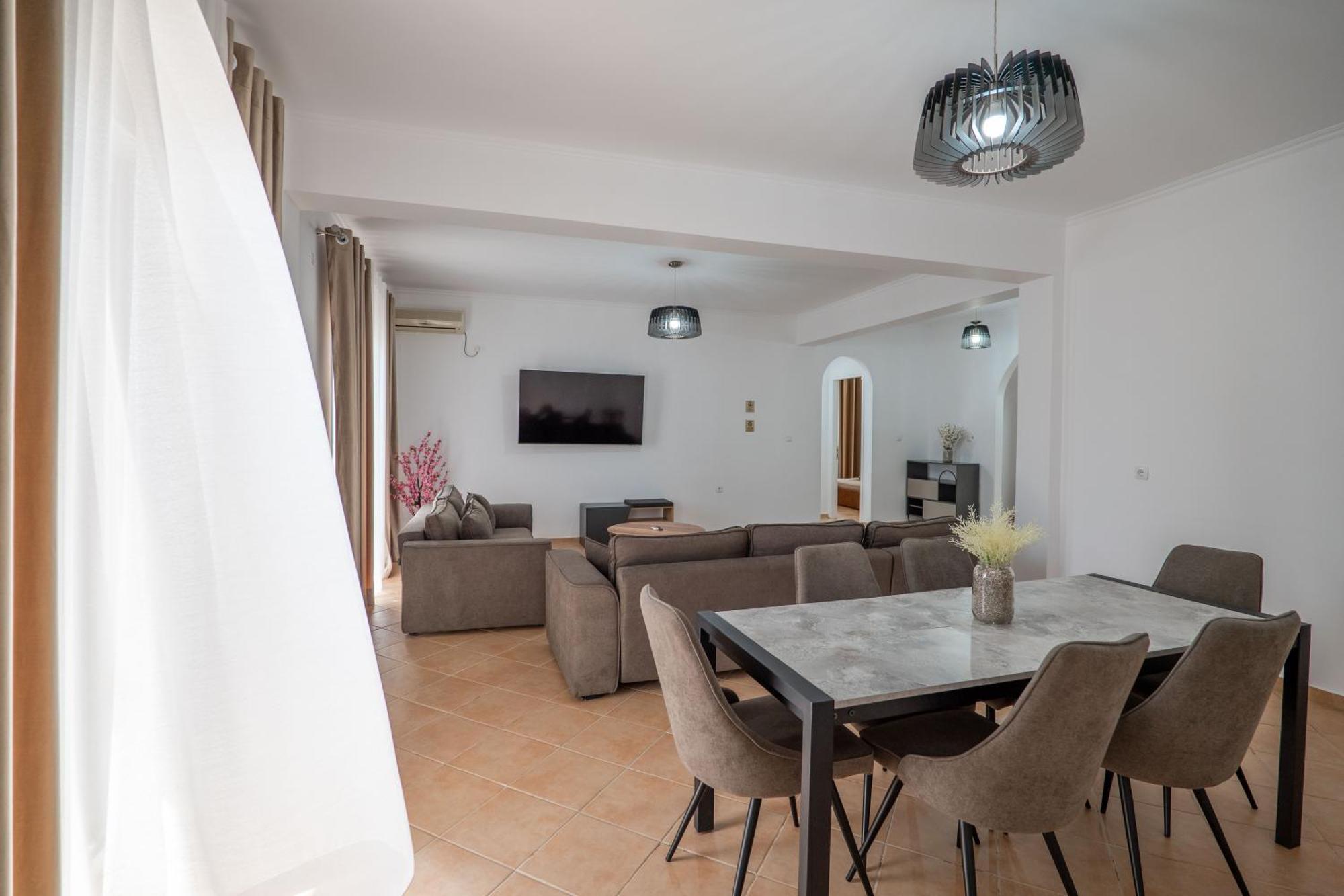 Hoteleks Inn & Suites Sarandë Eksteriør bilde