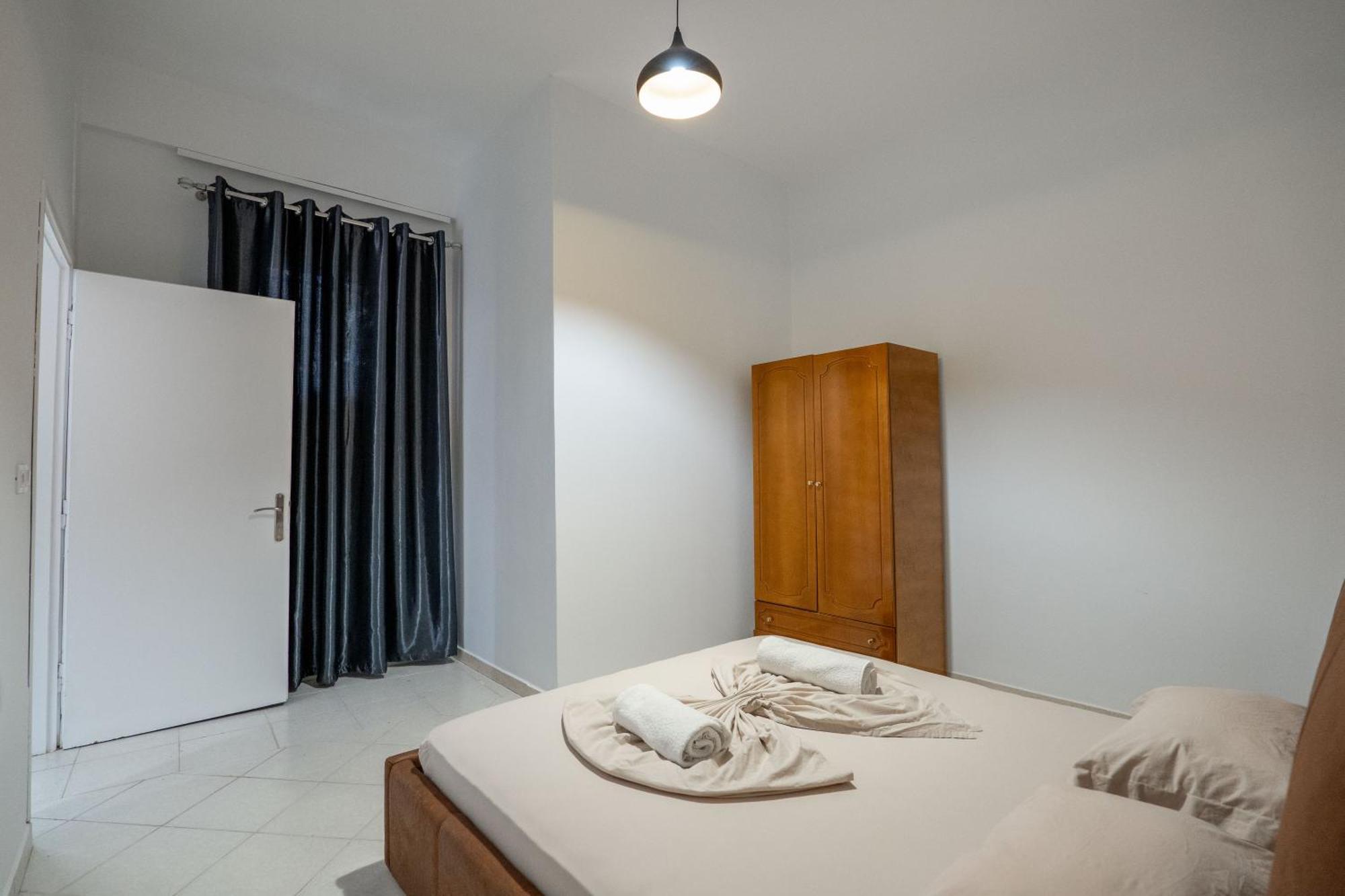 Hoteleks Inn & Suites Sarandë Eksteriør bilde