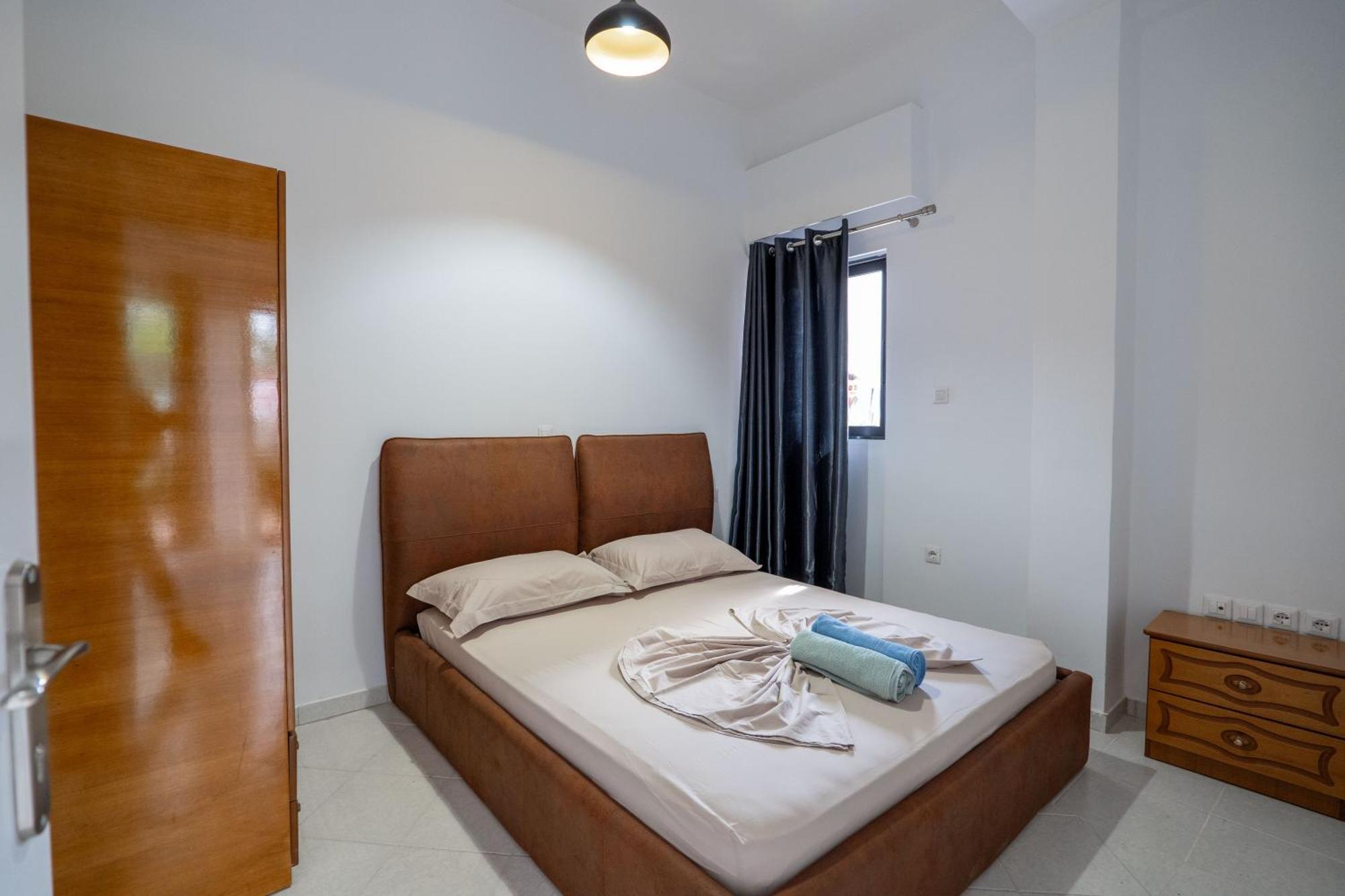 Hoteleks Inn & Suites Sarandë Eksteriør bilde