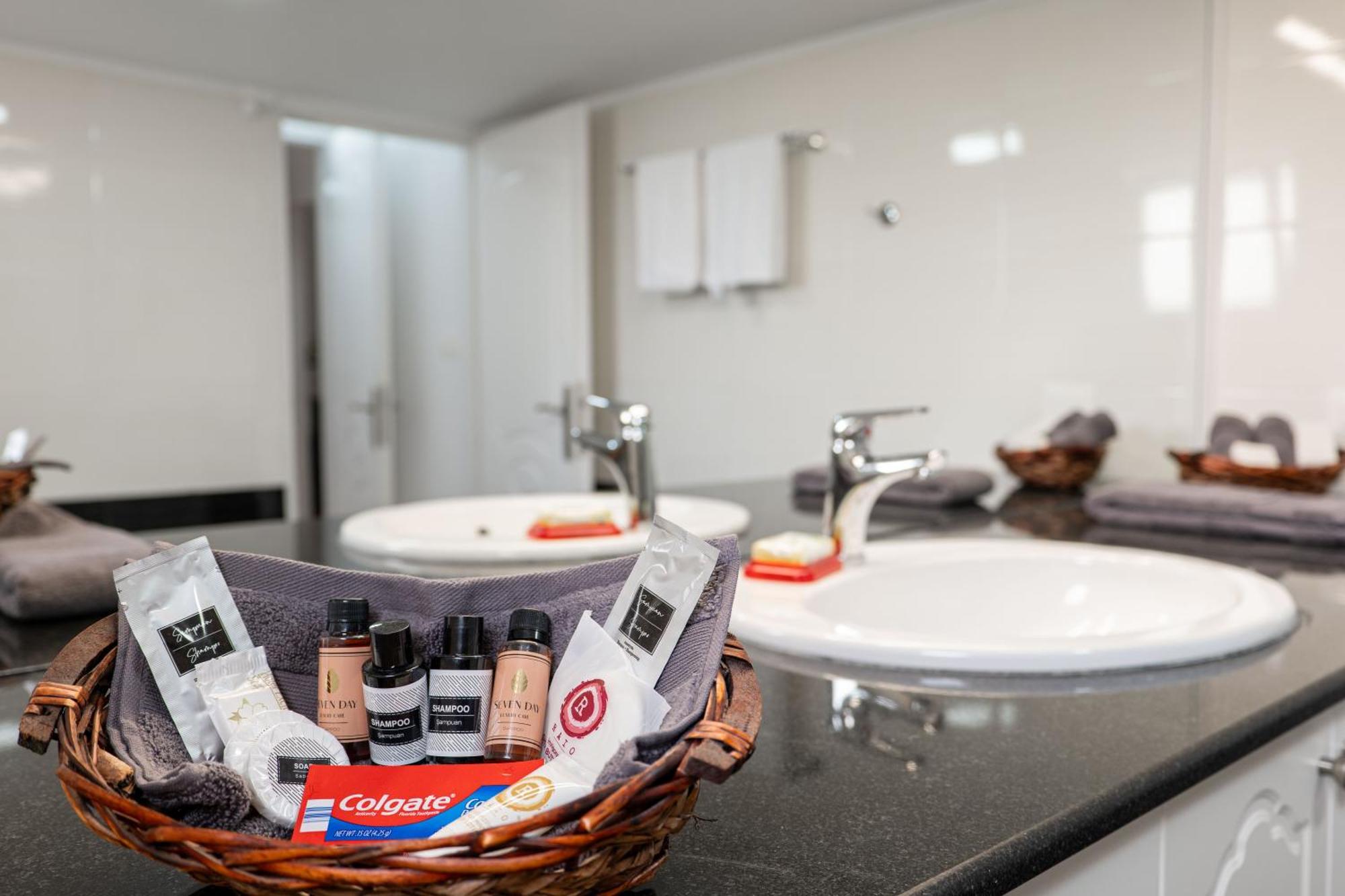 Hoteleks Inn & Suites Sarandë Eksteriør bilde