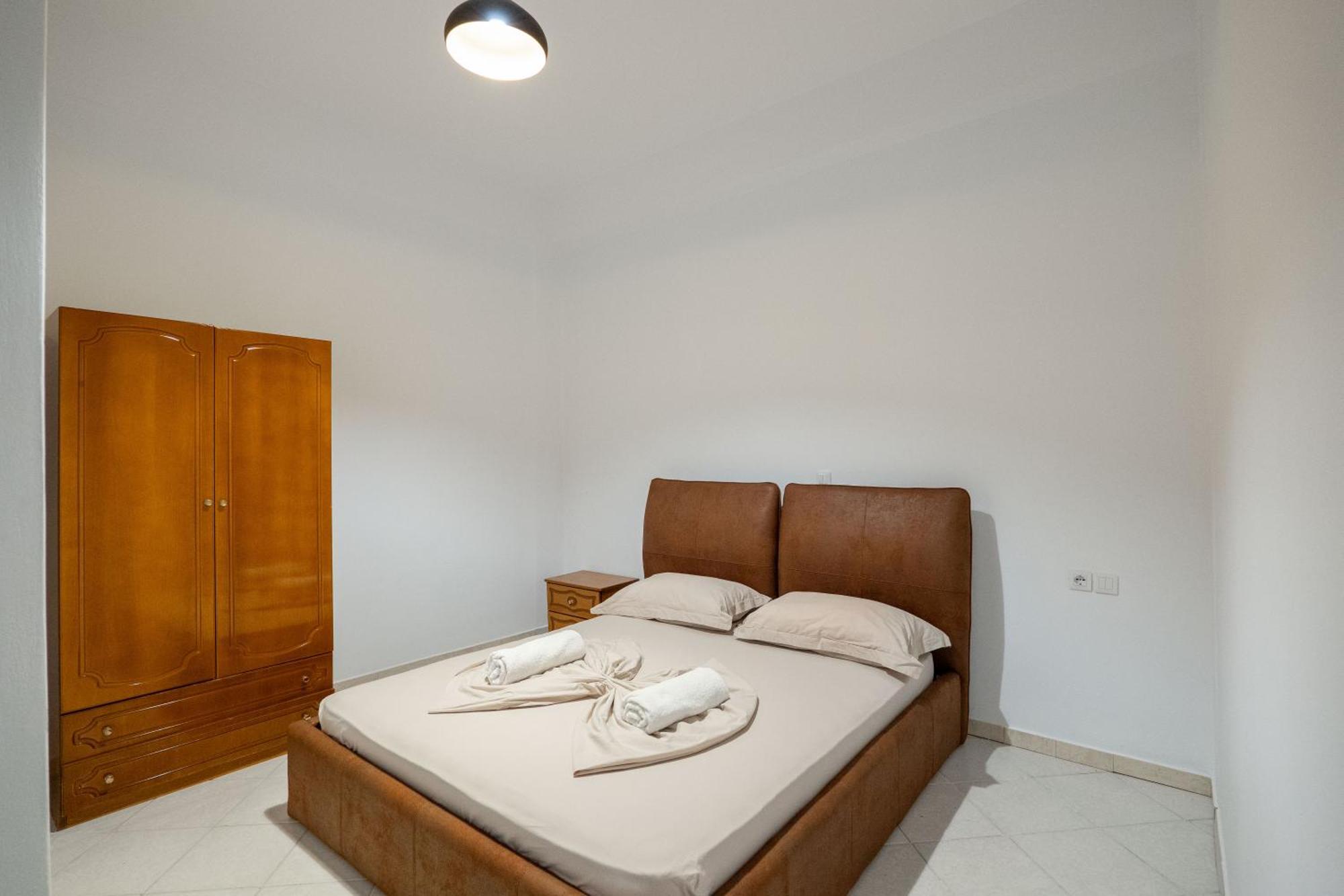 Hoteleks Inn & Suites Sarandë Eksteriør bilde