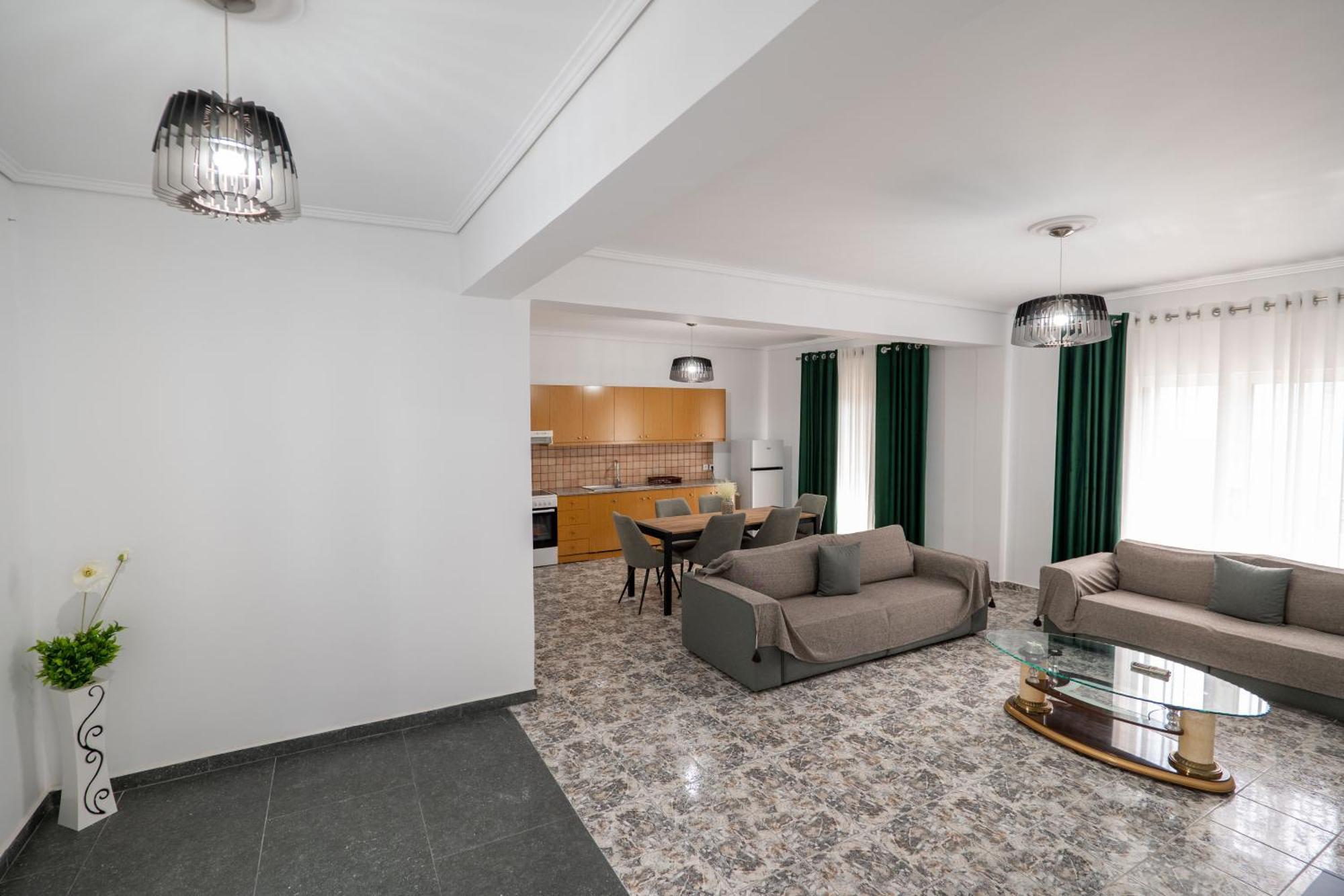 Hoteleks Inn & Suites Sarandë Eksteriør bilde