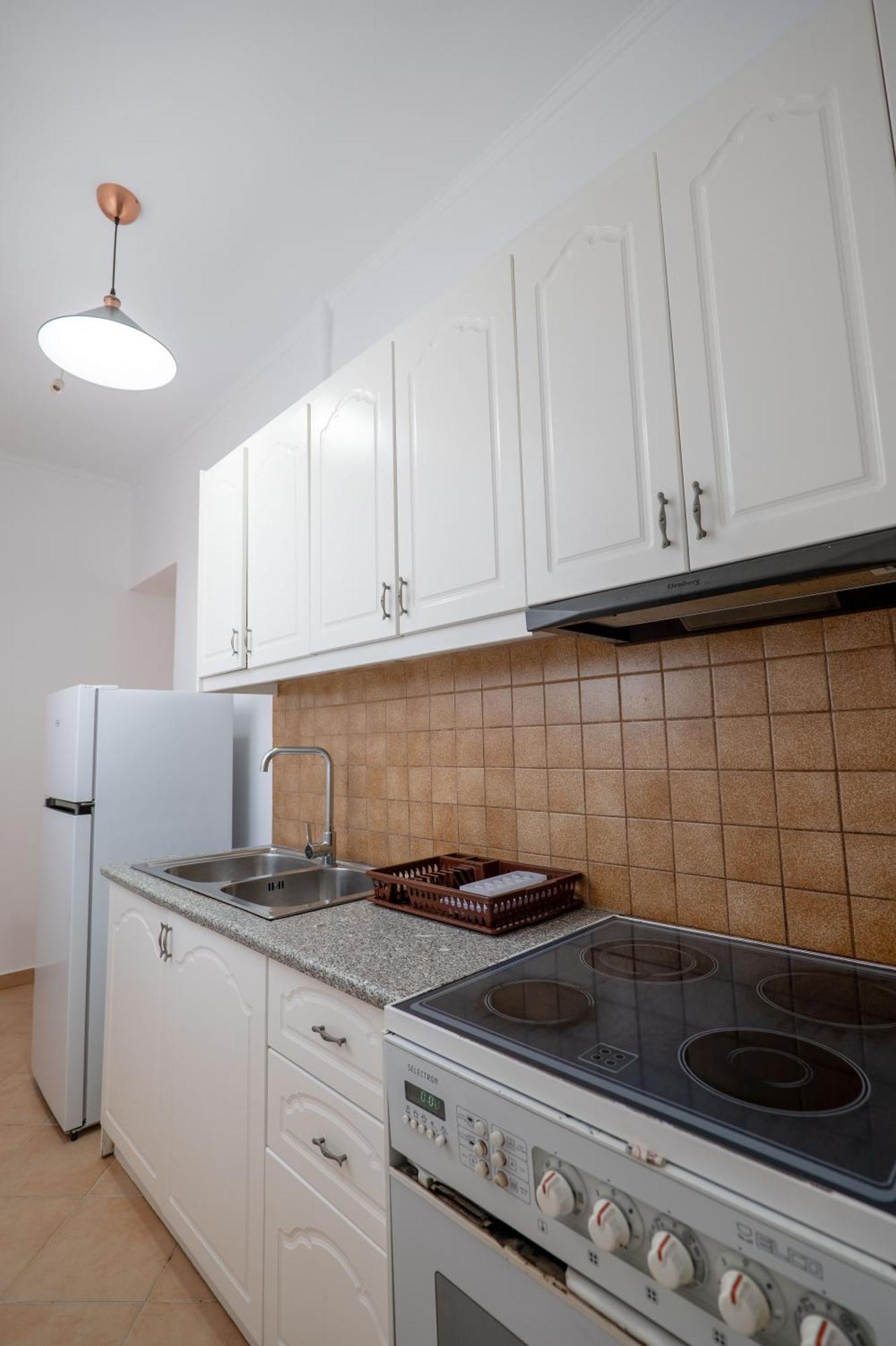Hoteleks Inn & Suites Sarandë Eksteriør bilde