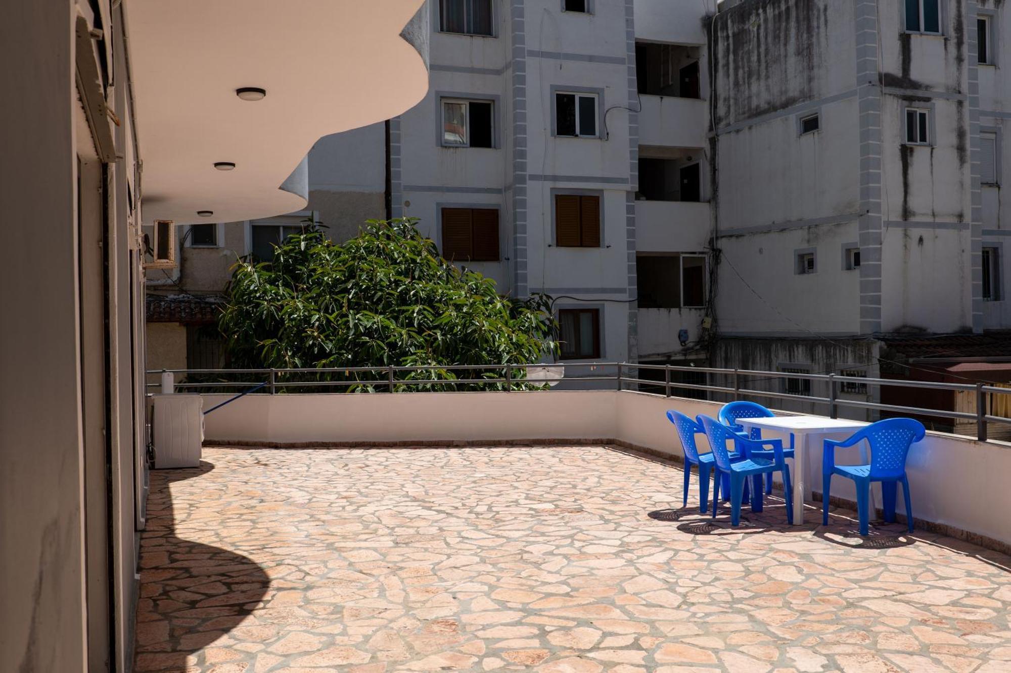 Hoteleks Inn & Suites Sarandë Eksteriør bilde